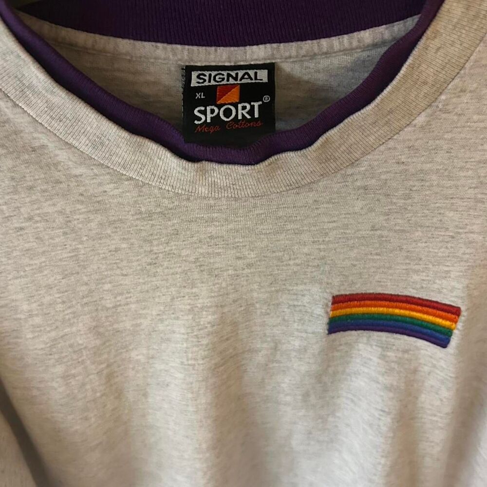 Vintage Signal Sport Rainbow Tee